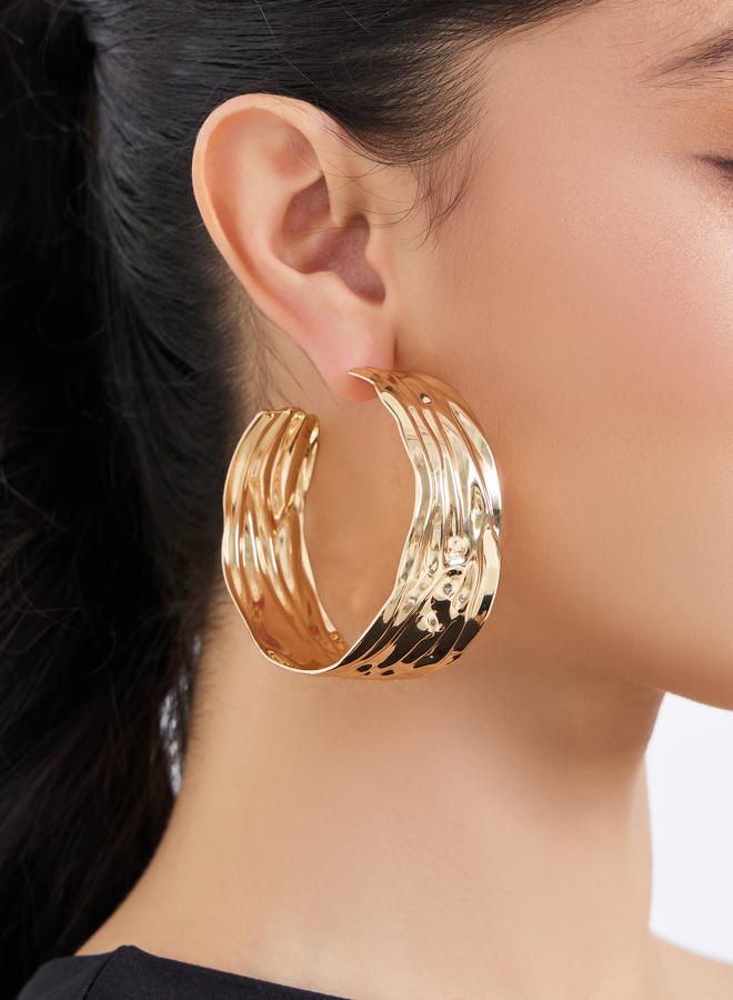 ستايلي أقراط حلقية بتفاصيل بارزة الملمس - Image 1